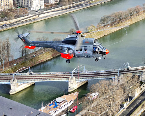 Hélicoptère AS332 SuperPuma HB-ZKN