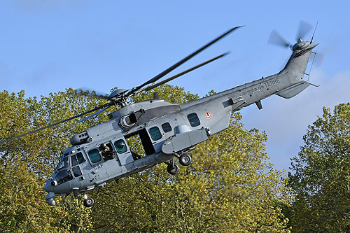 Hélicoptère EC725 Caracal de l'ALAT