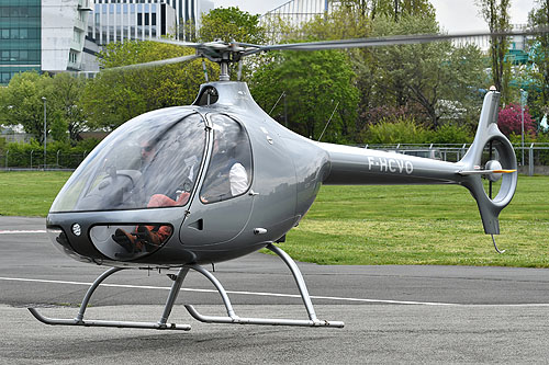 Hélicoptère Cabri F-HCVO de HEGE HELICOPTERES