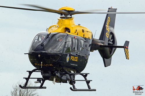 Hélicoptère EC135 G-EMID Police