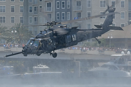 Hélicoptère MH60 Blackhawk 160 SOAR US Army