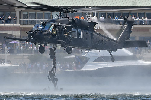 Hélicoptère MH60 Blackhawk 160 SOAR US Army