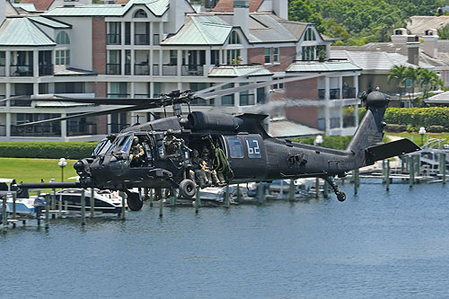 Hélicoptère MH60 Blackhawk 160 SOAR US Army