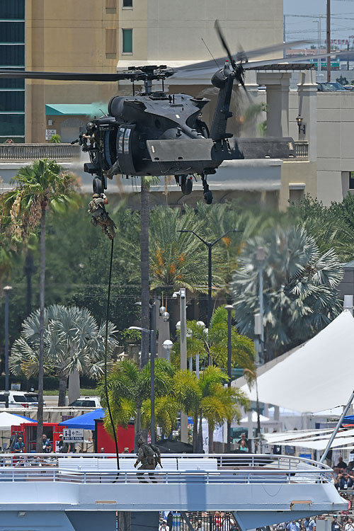 Hélicoptère MH60 Blackhawk 160 SOAR US Army