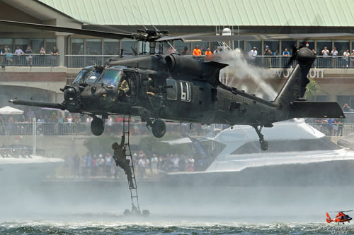 Hélicoptère MH60 Blackhawk 160 SOAR US Army