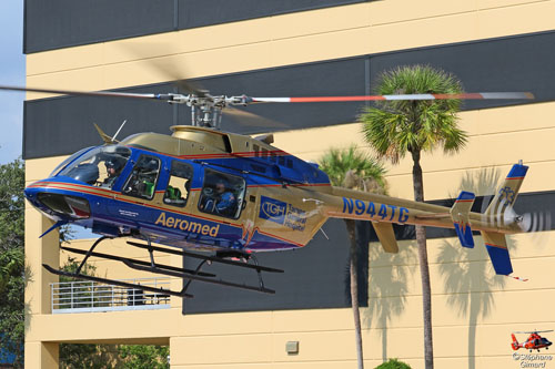 Hélicoptère Bell 407 N944TG Aeromed à Tampa General Hospital