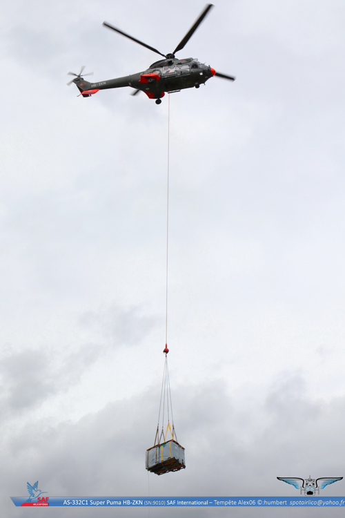 Hélicoptère AS332C2 SuperPuma HB-ZKN de SAF International