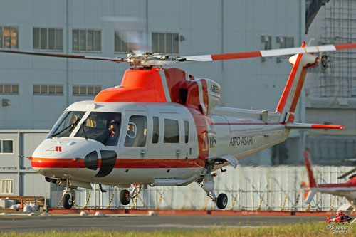 Hélicoptère S76 JA6693 d'AERO ASAHI