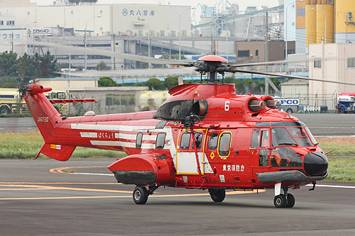 Hélicoptère AS332 SuperPuma des pompiers