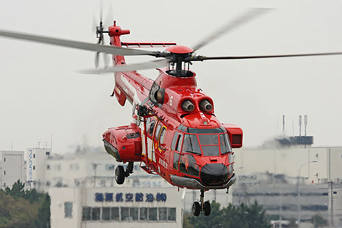 Hélicoptère AS332 SuperPuma des pompiers