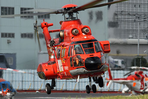 Hélicoptère AS332 SuperPuma des Pompiers de Tokyo