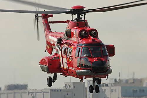 Hélicoptère AS332 SuperPuma des pompiers