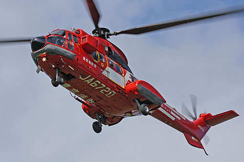 Hélicoptère AS332 SuperPuma des pompiers