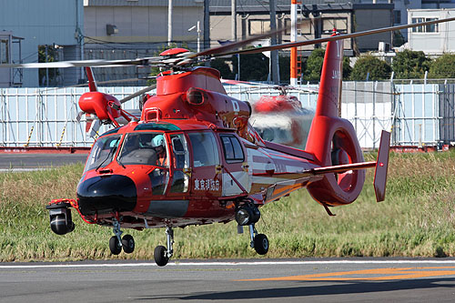 Hélicoptère AS365 Dauphin des pompiers