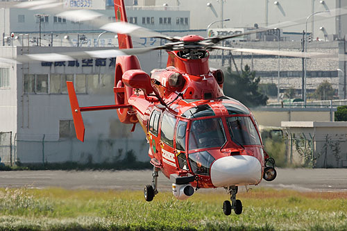 Hélicoptère AS365 Dauphin des pompiers