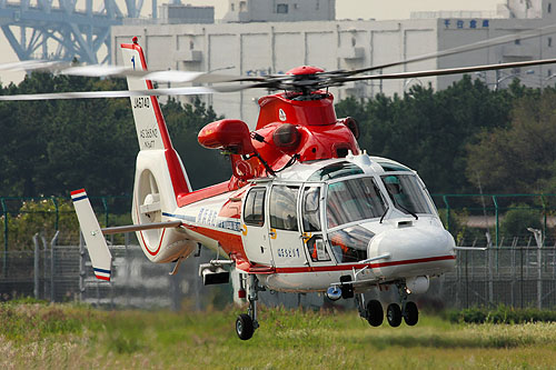 Hélicoptère AS365 Dauphin des pompiers