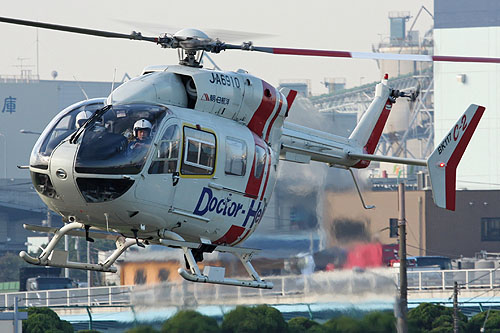 Hélicoptère de secours EC145 Doctor Heli JA6910