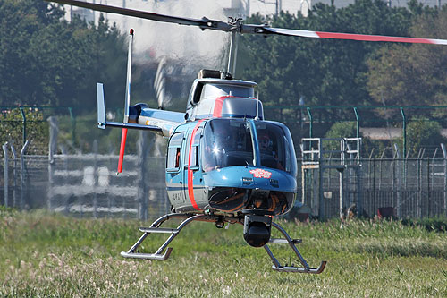 Hélicoptère Bell 206 Long Ranger JA31MP de la Police japonaise