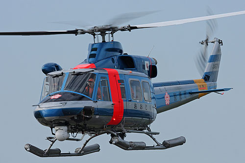 Hélicoptère Bell 412 JA6786 de la Police japonaise