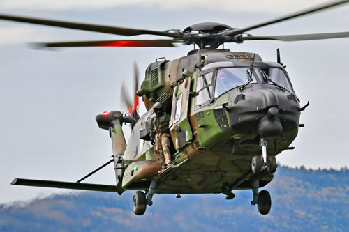 Retour de mission de l'hélicoptère NH90 Caïman EBF