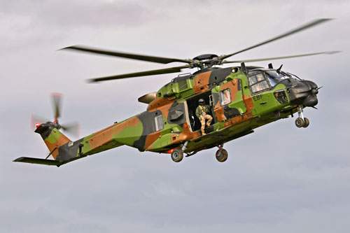 Retour de mission de l'hélicoptère NH90 Caïman EAQ