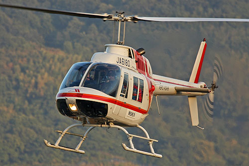 Hélicoptère Bell 206 JetRanger III d'AERO ASAHI