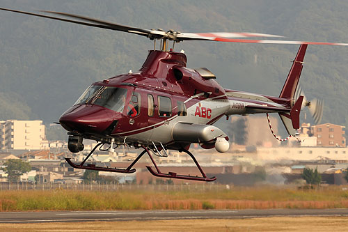 Hélicoptère Bell 430 de la télévision japonaise ABC